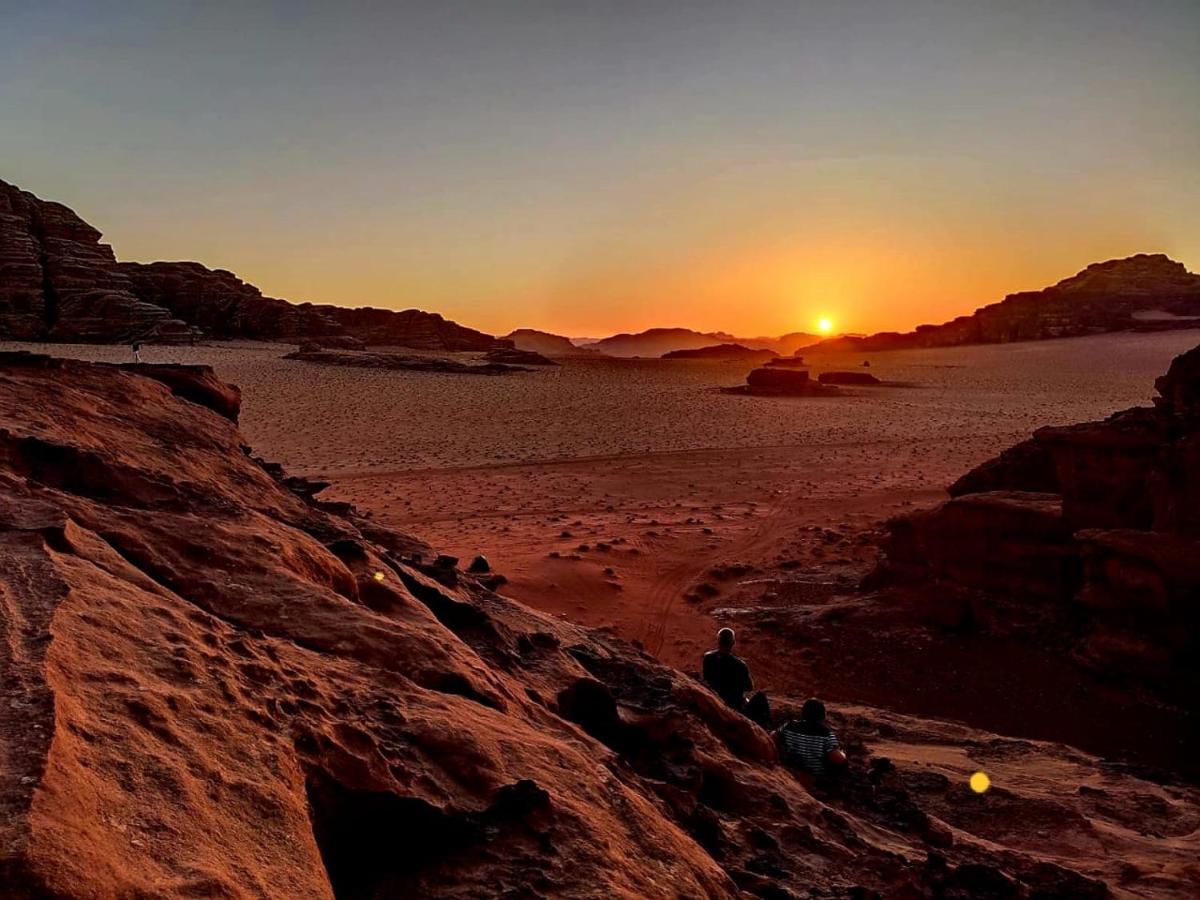 Bedouin Holidays Camp And Jeep Tours Вади-Рам Экстерьер фото