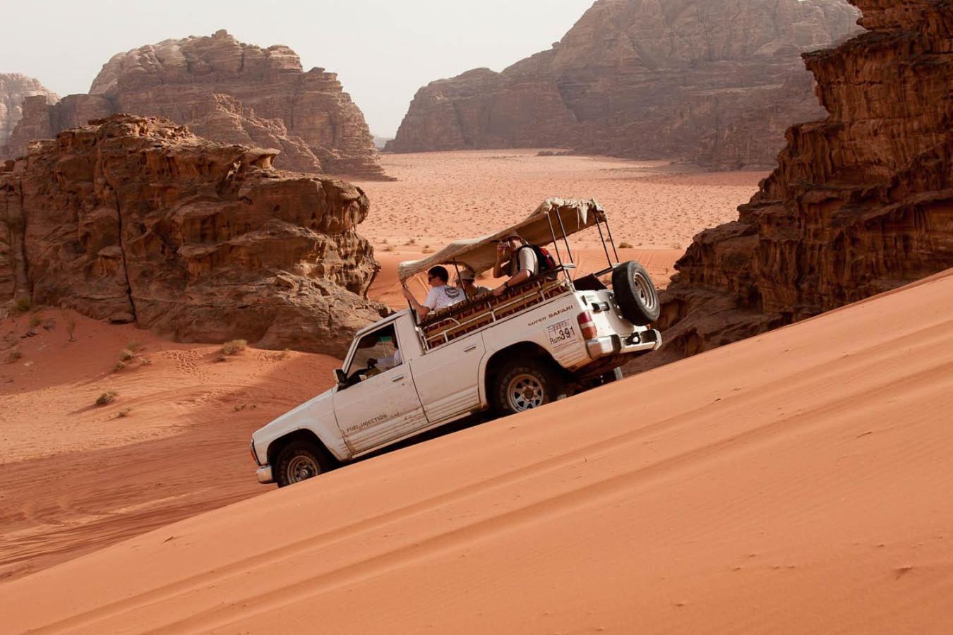 Bedouin Holidays Camp And Jeep Tours Вади-Рам Экстерьер фото