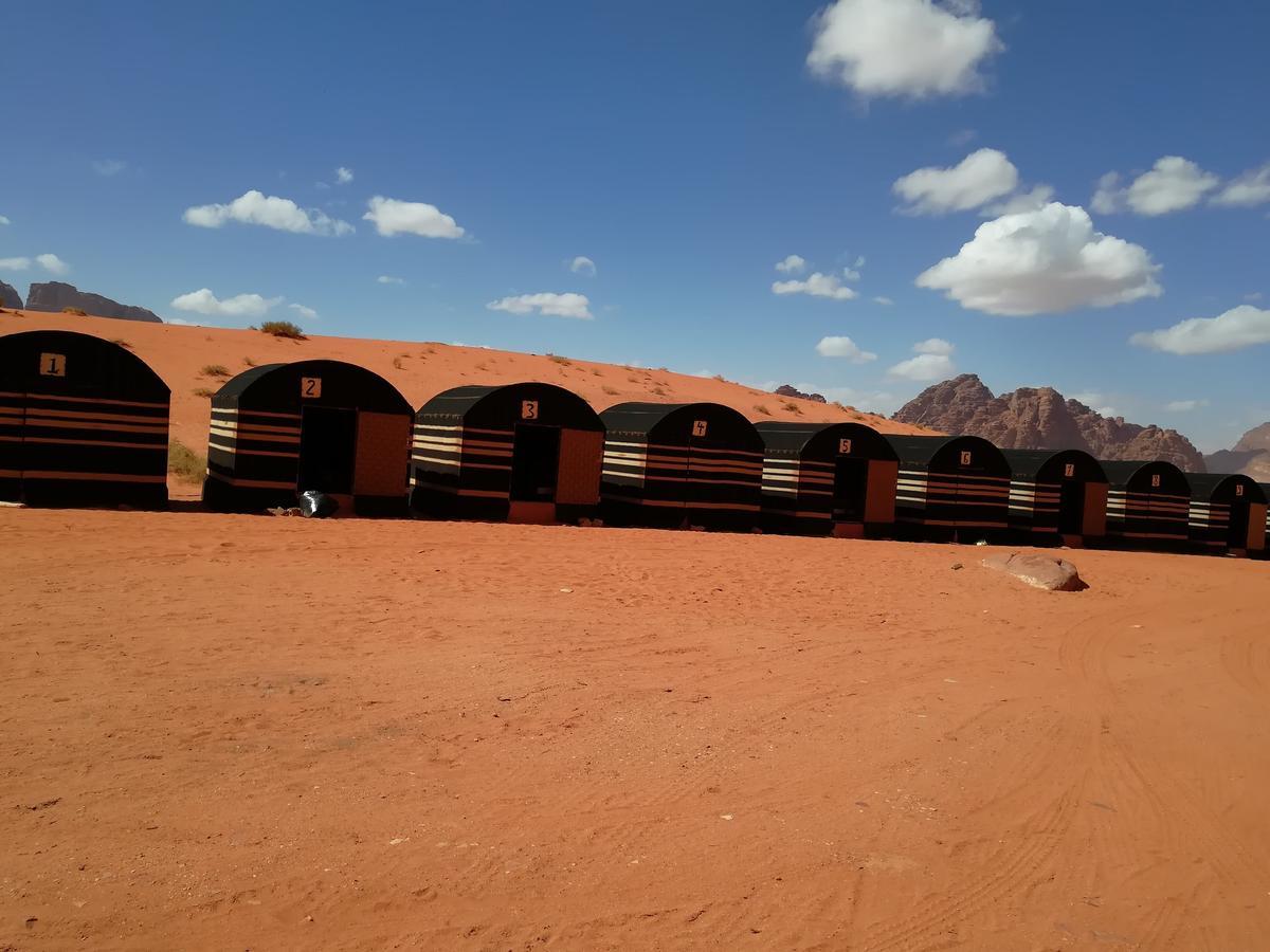 Bedouin Holidays Camp And Jeep Tours Вади-Рам Экстерьер фото