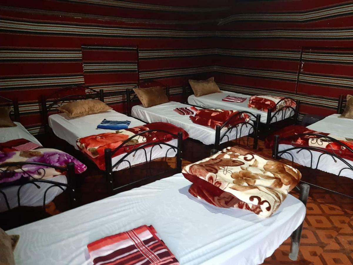 Bedouin Holidays Camp And Jeep Tours Вади-Рам Экстерьер фото